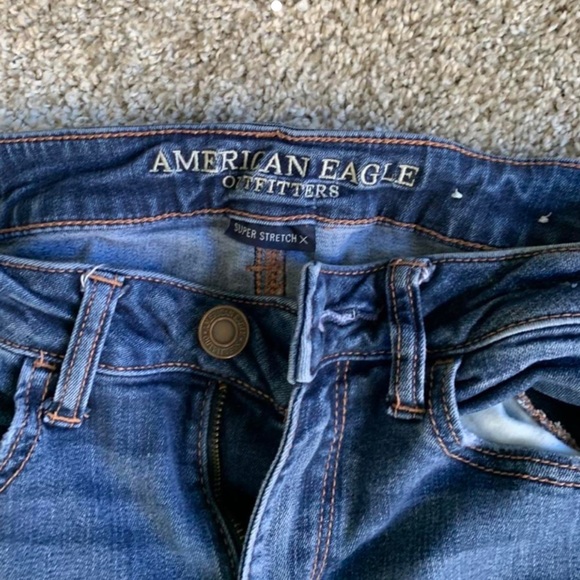 American Eagle ripped stretch jeans - Picture 4 of 4
